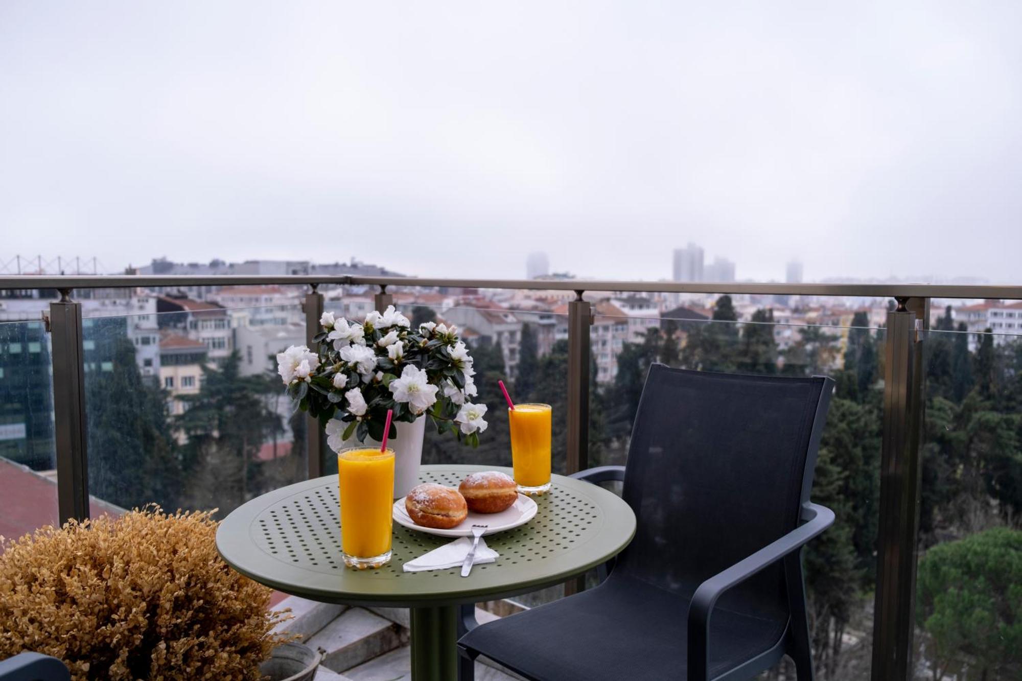Numi Hotel Истанбул Екстериор снимка